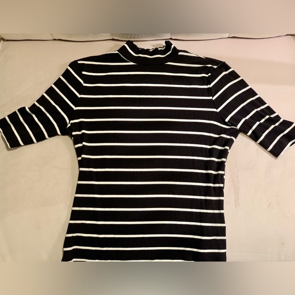 ✨ POPSUGAR ✨ | Elbow Sleeve Striped Mock neck | Size M - Picture 3 of 4